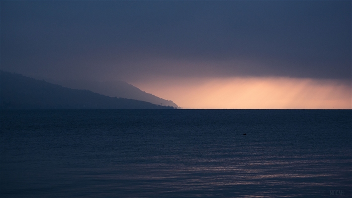 Sea and Cloudy Horizon at Sunset 4K