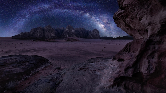 Desert Landscape Under the Milky Way 4K