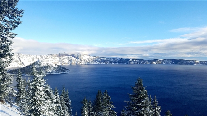 Crater Lake National Park in Winter