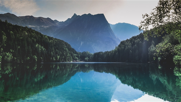 Mountains and Lake Reflection 4K