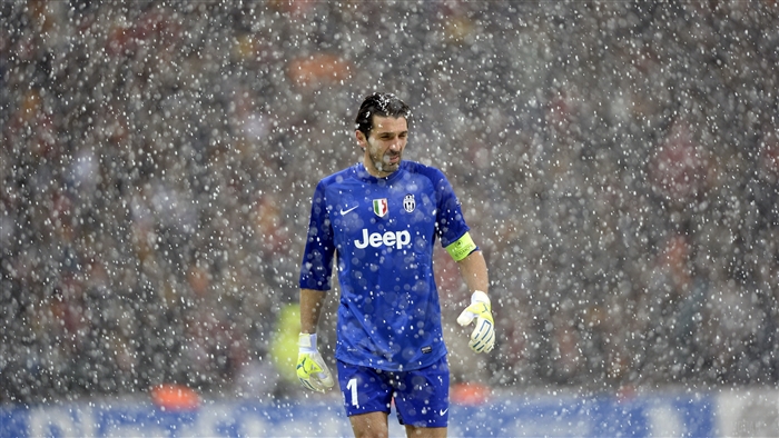 Gianluigi Buffon of Juventus in the snow
