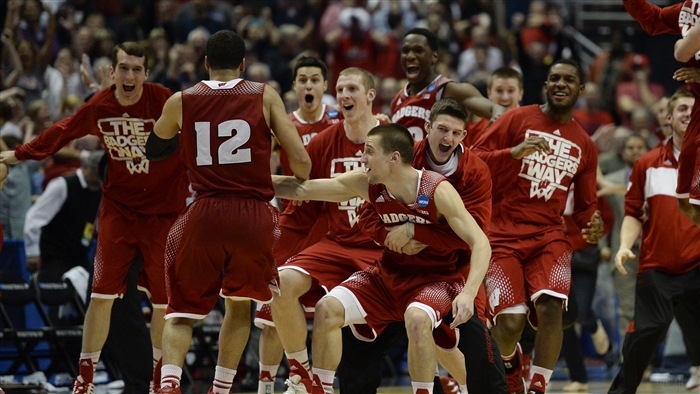 Wisconsin Badgers basketball team celebrating
