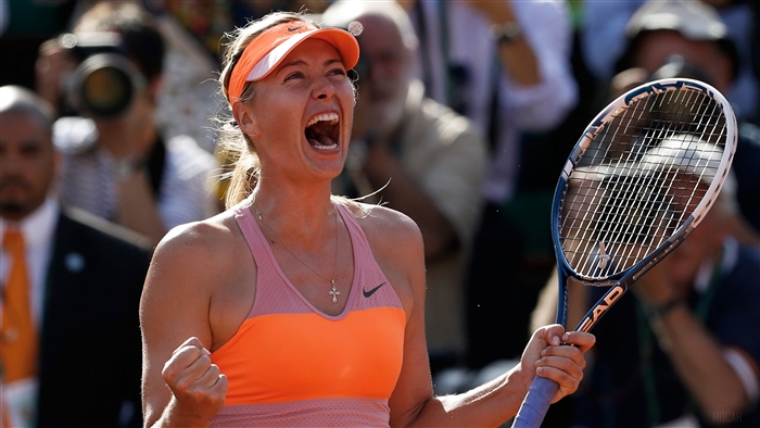 Maria Sharapova celebrating at Roland Garros 2014