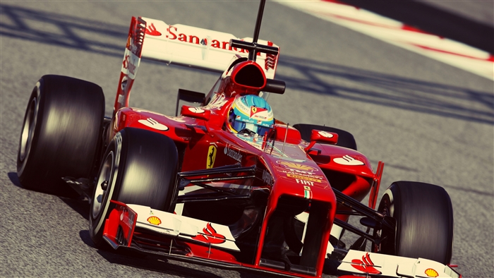 Fernando Alonso driving a Ferrari Formula 1 car