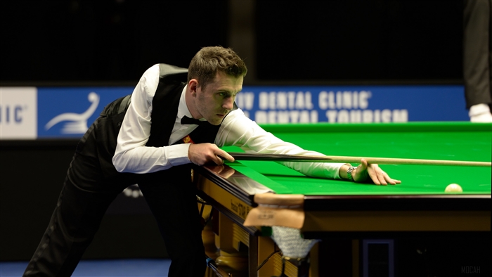 Mark Selby playing snooker in 4K