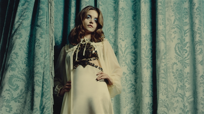 Jenna Coleman in Wonderland Magazine 4K
