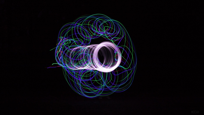 Light painting with circles and lines 4K