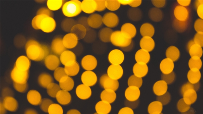 Bokeh lights, yellow circles, dark background, 4K