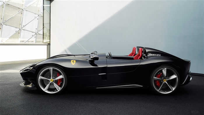 Black 2018 Ferrari Monza SP2 4K