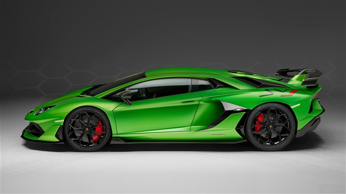 2018 Lamborghini Aventador SVJ Side View 4K