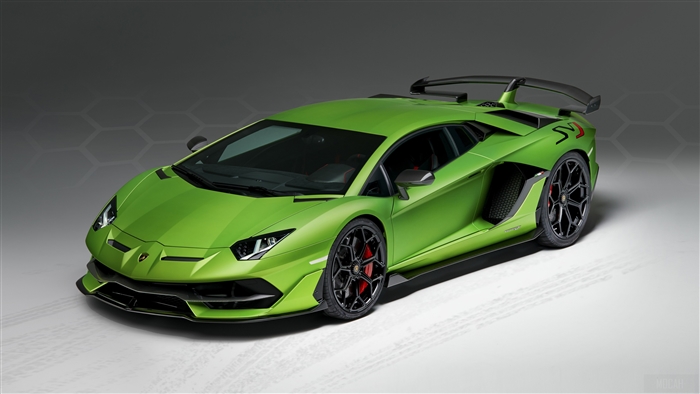Green Lamborghini Aventador SVJ 4K