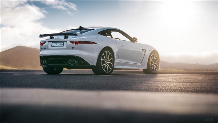 2018 Jaguar F-Type SVR Coupe 4K