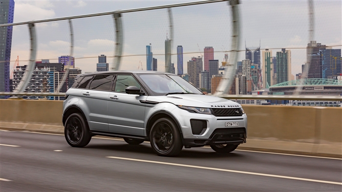 Silver Range Rover Evoque HSE Si4 Dynamic on a bridge