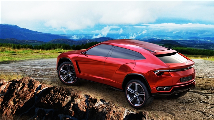 2018 Lamborghini Urus Rear
