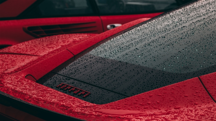 Rain Drops on Red Ferrari 4K