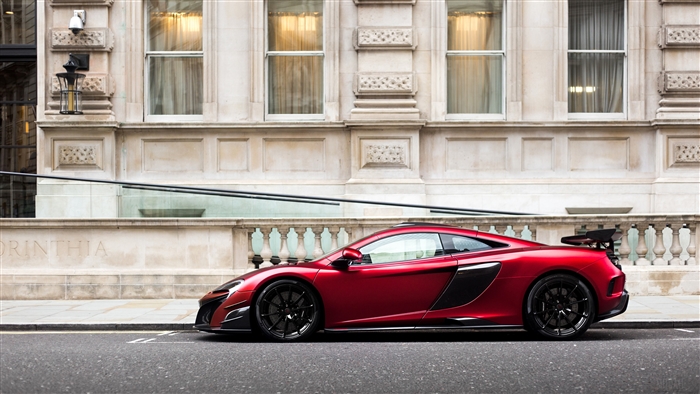 Red McLaren 600LT 2018