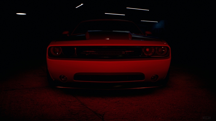 Red Dodge Challenger 4K