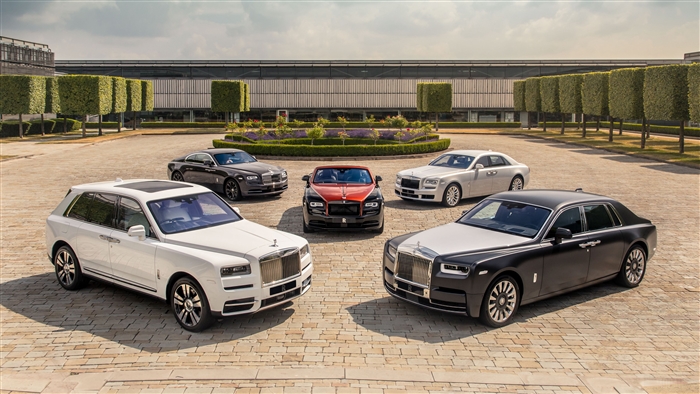 Rolls Royce Cullinan, Ghost, Dawn, Wraith, Phantom 4K