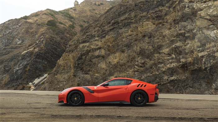 Ferrari F12 Tdf