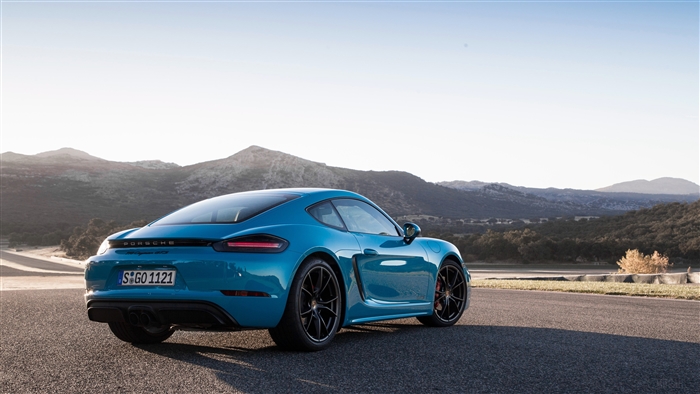 Blue Porsche 718 Cayman GTS 4K
