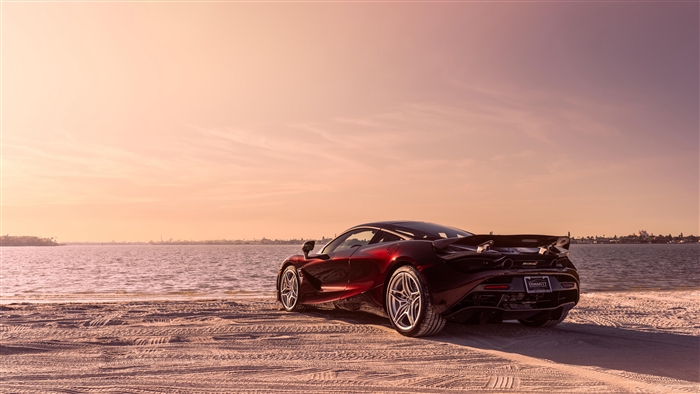2018 McLaren MSO 720S Coupe on Beach