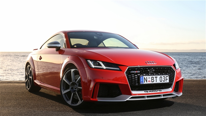 Red Audi TT RS Quattro 4K