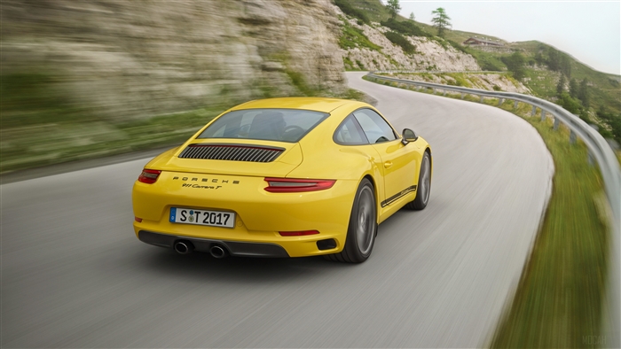 Yellow Porsche 911 Carrera T Coupe 2018 4K
