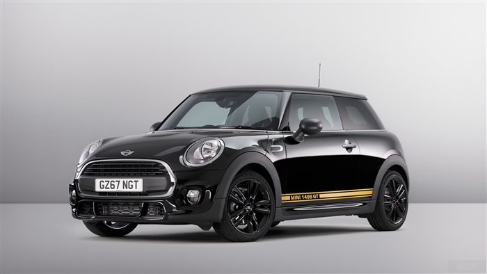 Black 2017 Mini Cooper 1499 GT 4K