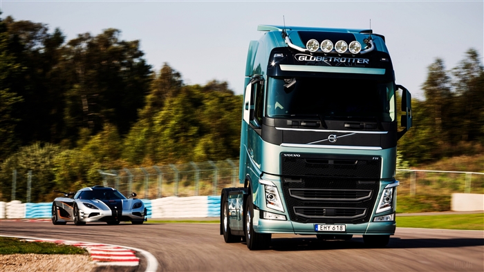 Volvo Truck and Koenigsegg Car on Race Track 4K