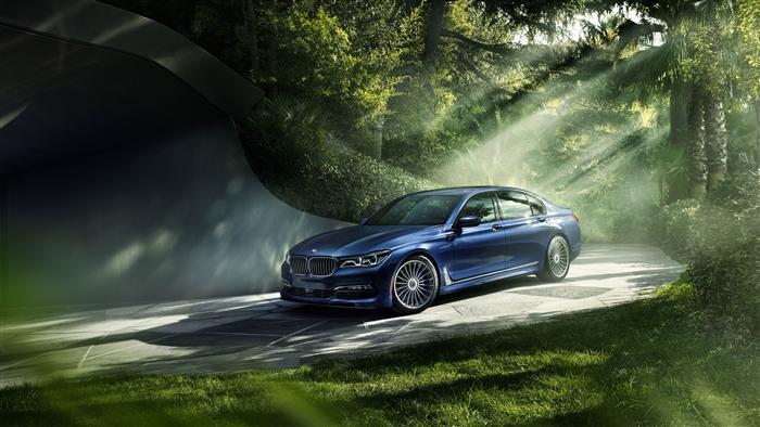Blue BMW Alpina 7 Series 4K