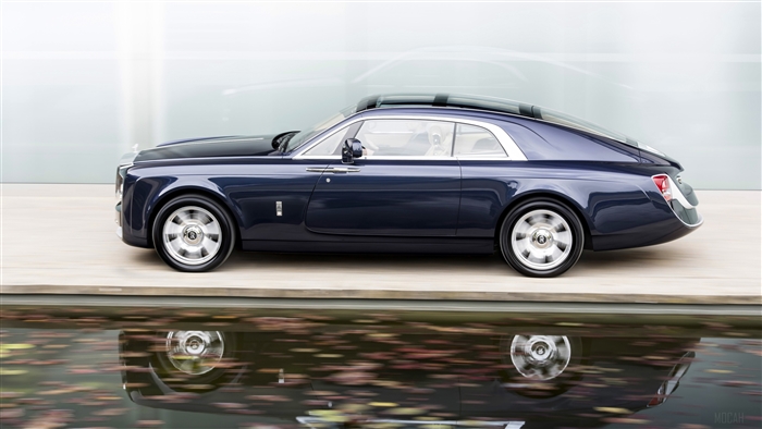 2017 Rolls Royce Sweptail