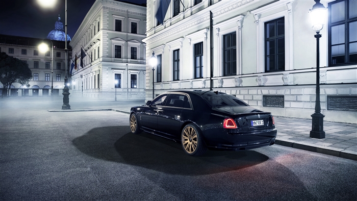 Rolls-Royce Ghost 2015 rear view 4K