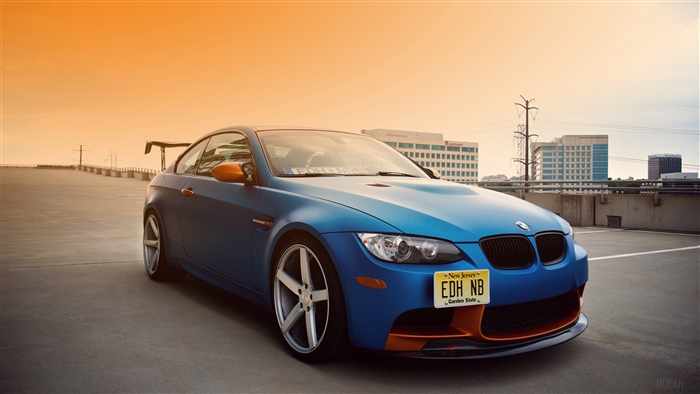Blue BMW E92 M3 with spoiler 4K