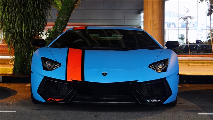 Blue Lamborghini Aventador LP700-4 with Orange Stripe 4K