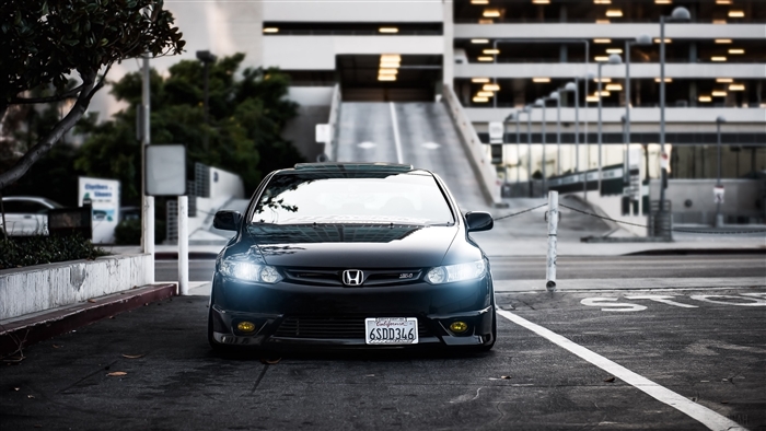 Honda Civic Si Black Front View 4K
