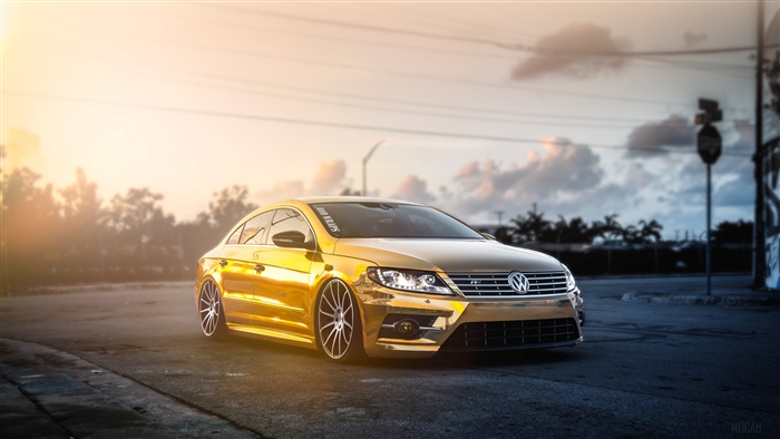Golden Volkswagen Passat CC 4K