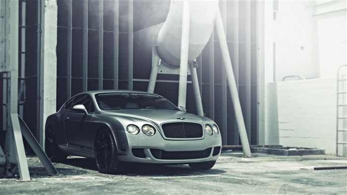 Matte Bentley Continental with Vellano Wheels 4K