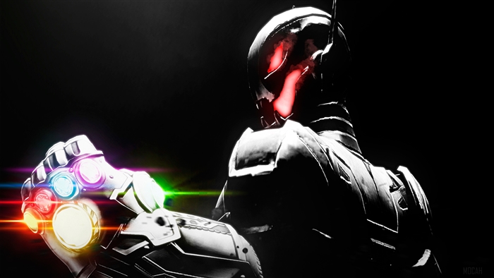 Ultron with Infinity Gauntlet 4K