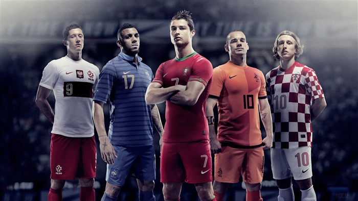 Cristiano Ronaldo and other Nike Football Players 4K
