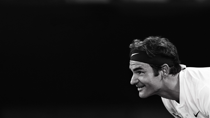 Roger Federer wearing a Nike headband