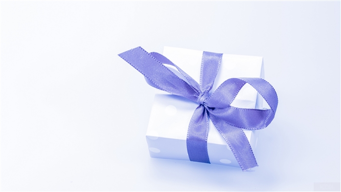 White gift box with purple ribbon 4K