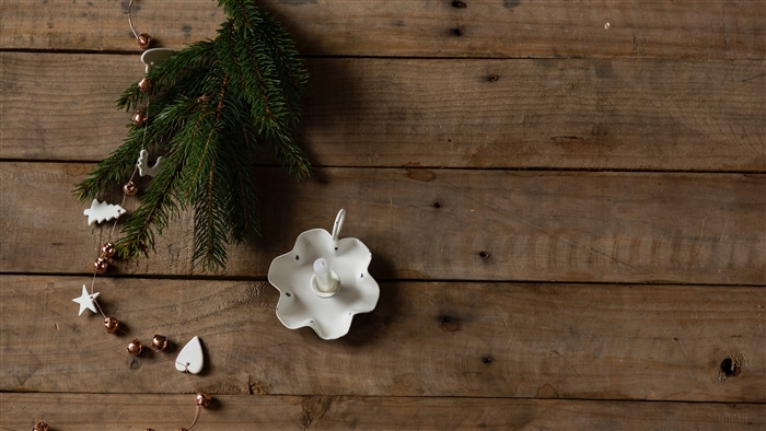 Rustic Christmas Spruce and Candle Decoration