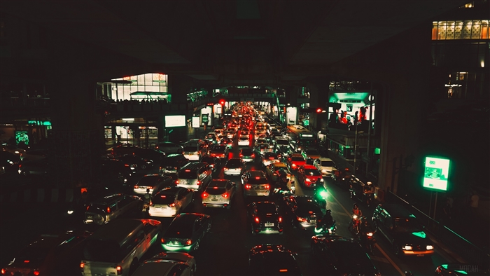 Traffic jam in Bangkok at night, 4K