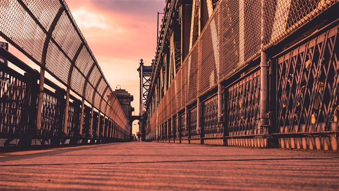 Manhattan Bridge walkway at sunset, New York 4K