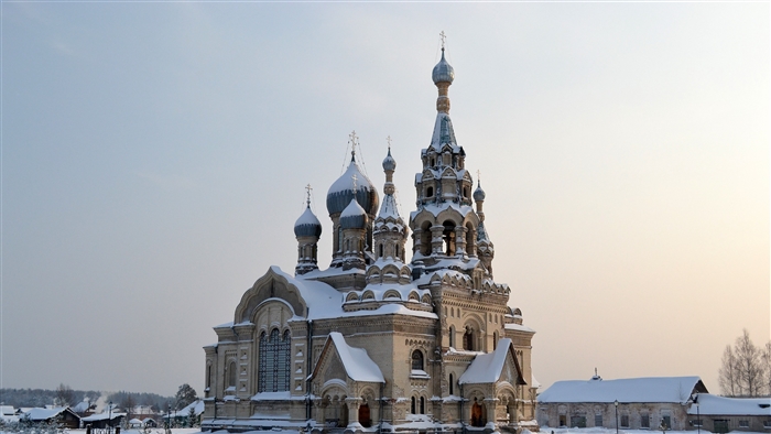 Church in winter snow, Yaroslavl region, Russia 4K