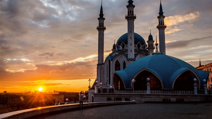 Kul Sharif Mosque in Kazan, Tatarstan at sunset 4K
