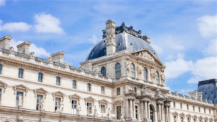 Louvre Museum building in Paris, France 4K