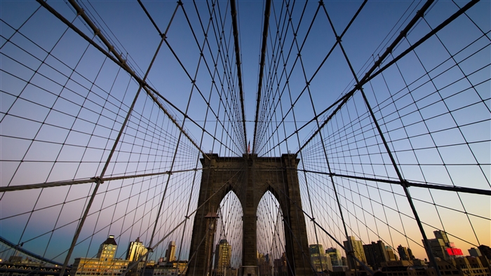 Brooklyn Bridge at Dusk, New York 4K