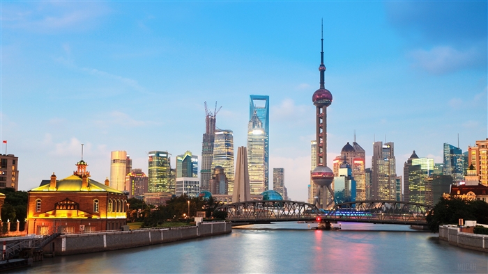Shanghai Cityscape with Oriental Pearl Tower 4K