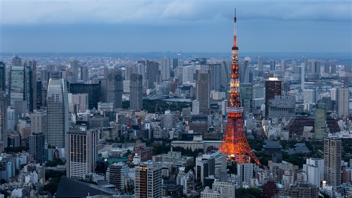 Tokyo Tower and skyscrapers in Minato, Tokyo 4K